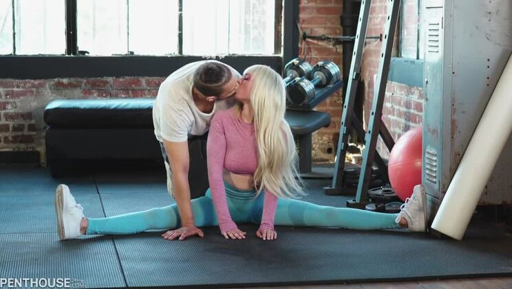 [PentHouse] - Hairy Lilly Bell Cumshot Action - Lilly Bell