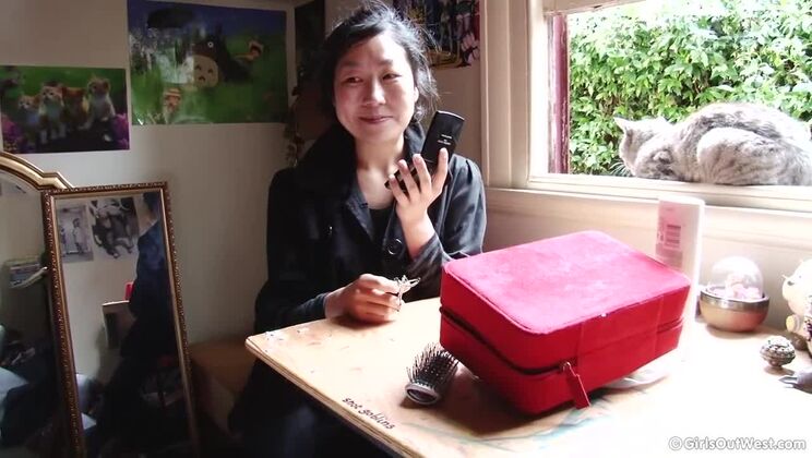 Saki Hot Pre-Shoot Chat - Casting Couch Fun