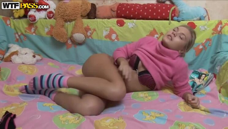 [PrivateSexTapes] - Homemade blonde babe rides with Ben-Wa balls - Kathleen Pitts