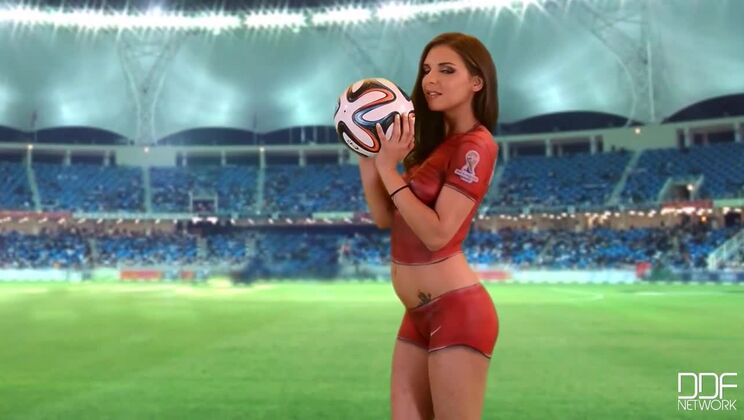 Tattooed Henessys Shows Off Her Moves