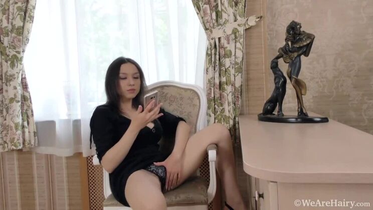 Hairy Pussy Brunette Veronika Mars Strips