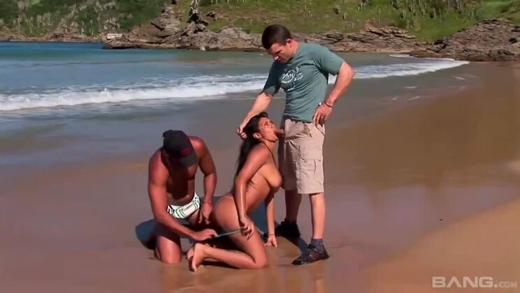 Beach Outdoor Sex: Brunette in Threesome with Big Cock