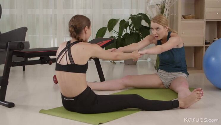 [KarupsPrivateCollection] - Blonde Amaris and Brunette Stefanie Moon Lesbian - Amaris