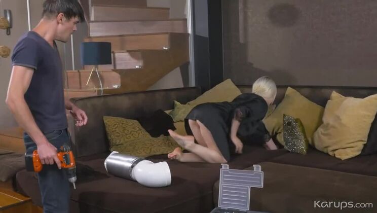 Angie Lynx: Drilled And Deepthroated