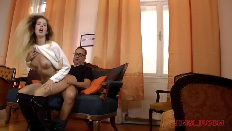 Young and Wild: Monique Woods' Amateur Escapade