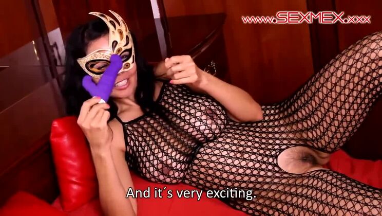 [SEXMEX] - Carolina's MILF Big Ass Insertion - Carolina