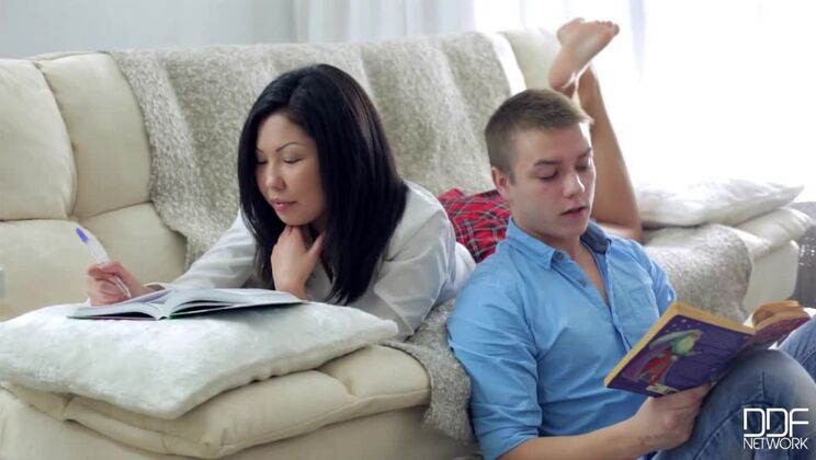 [EuroTeenErotica] - Brunette Veiki Enjoys Pussy Licking - Olivia Grace