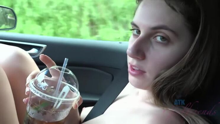 [ATKGirlfriends] - Niki Snow's Beachside Flashing Spree in POV - Niki Snow