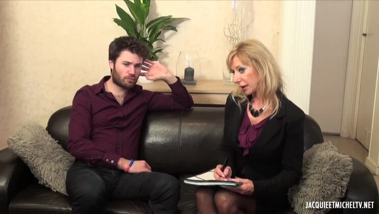 Hairy Marina Plays With Doryann