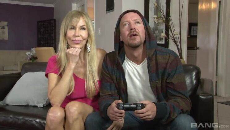 [BANG.com] - Mature Erica Lauren Enjoys a Big Cock & Cum on Her Face