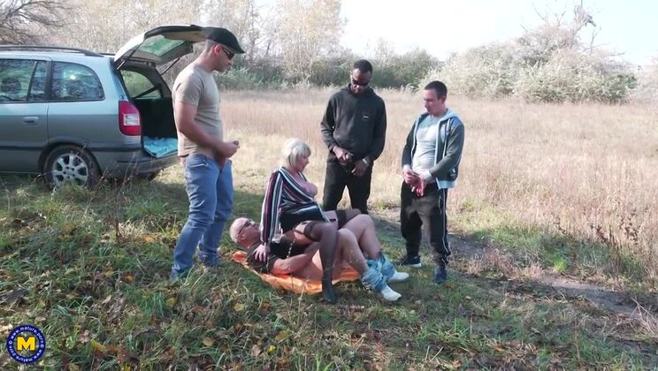 [Mature.nl] - Amy's Gangbang with 4 Guys - Can She Handle It?