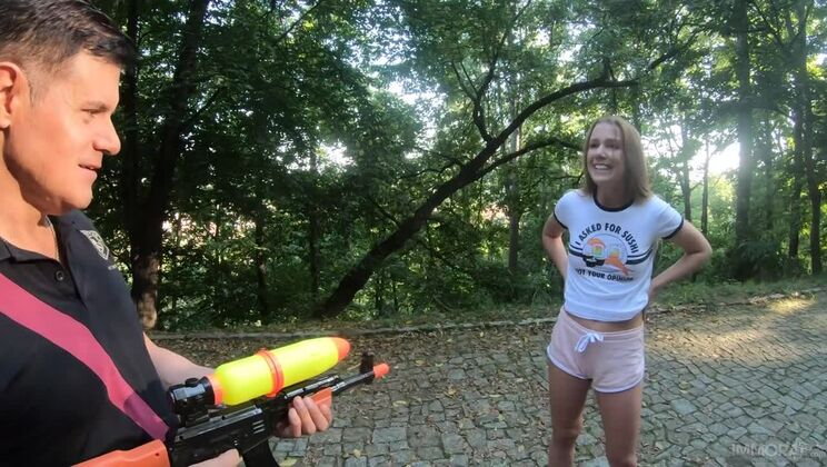 Alexis Gets Facial Cum After Blowing a Guy