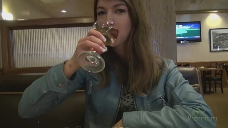 Foot Fetish Date with Susan Ayn