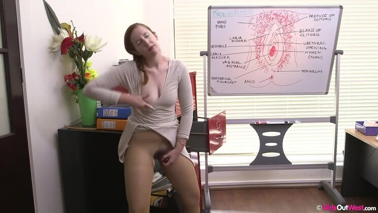 [GirlsOutWest] - Darcy Plays with Herself - Amateur