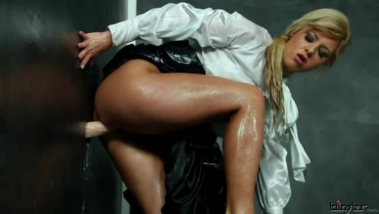 Nathaly Heaven - Big Titty Blonde Loves Gloryhole Fun