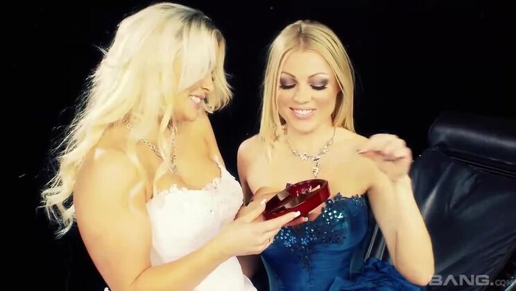 [BANG.com] - Blonde Bombshells: Mel Rook & Cindy Behr