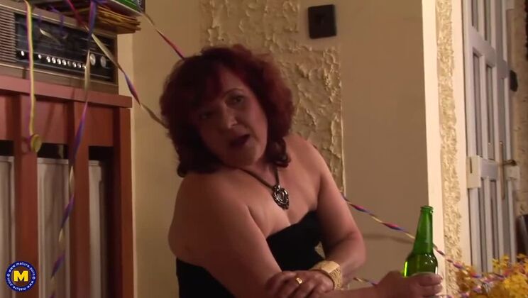 Sybille Meets Marni: Mature Lesbian Attraction