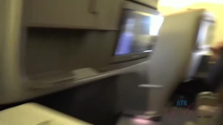 Jill Kassidy in Asia - Amateur Outdoor Sex