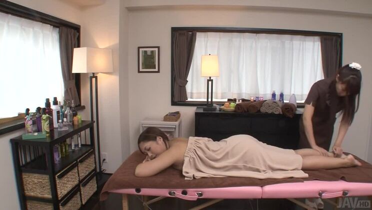 Lesbian Love with Yuna Harumoto and Maika