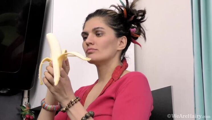 Drinking And Fingering: Ananda Ray’s Solo Adventure