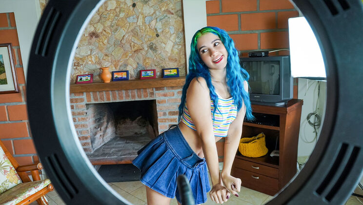 [IMadePorn] -  Galilea's Huge Delivery Charge 