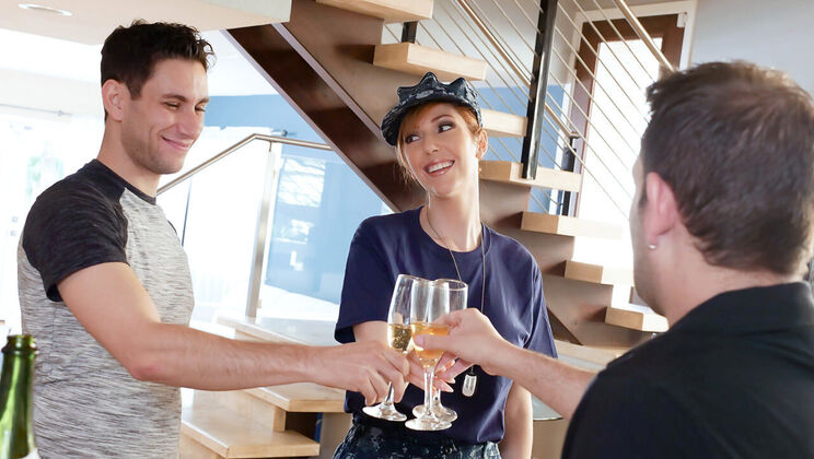 [FamilyStrokes] - Stepmom Seduction Under Stars - Brad Knight - Lauren Phillips