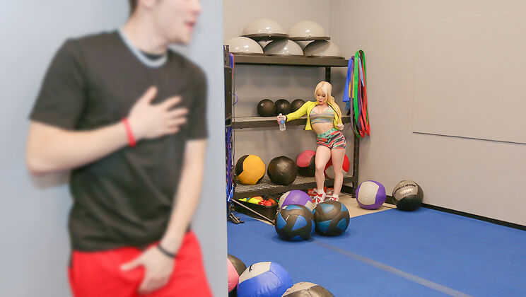 [MYLF] - Couples Enjoy a Complimentary Massage - Connor Kennedy - Nikki Delano