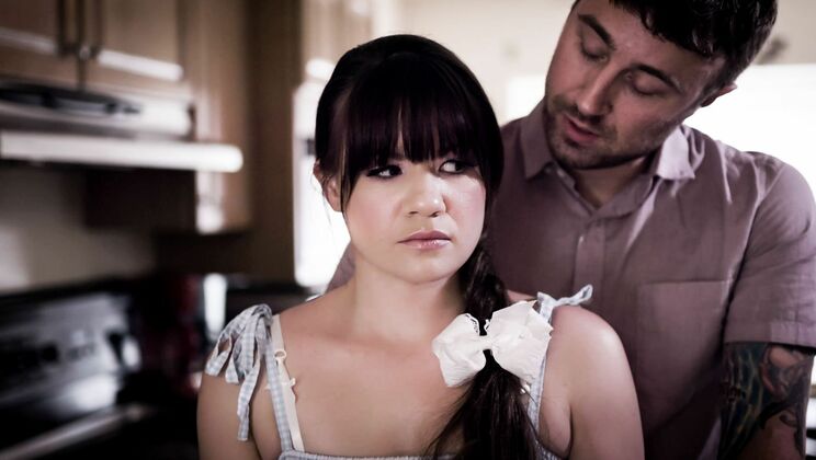 Lingerie Lovers: Alison Rey's Seductive Performance