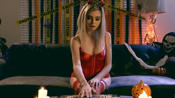 Sexy Little Devil Lexi Lore Seduces