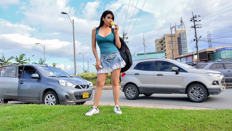 [Oyeloca] - Latina's Wet Dream with Mario Leon - Mario Leon - Bella Dulce