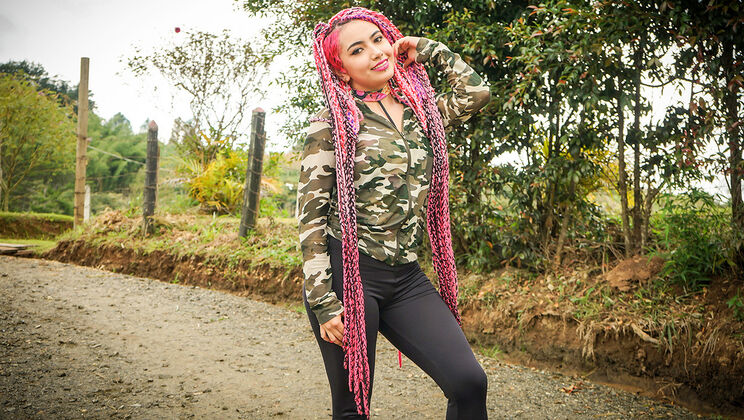 [Oyeloca] - Pounding a Pink-Haired Latina Teen