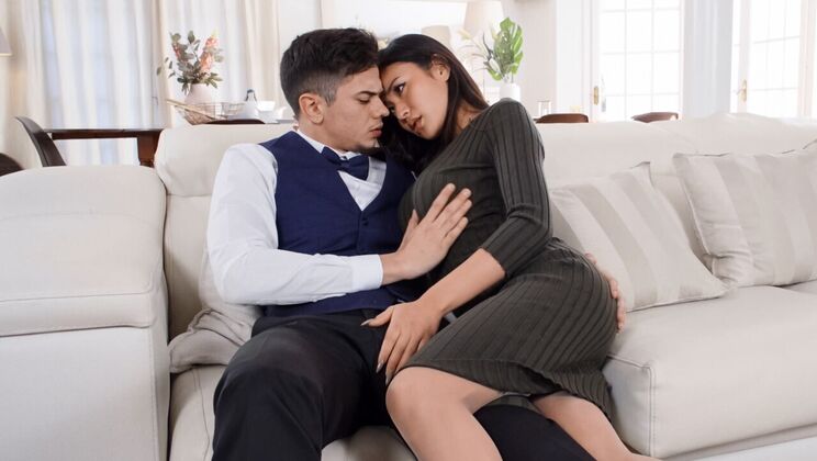 [Brazzers] -  RAE LIL BLACK'S DAY OF PLEASURE 