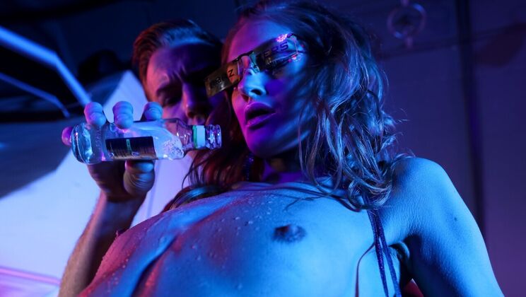 [Brazzers] - Danny D Fucks Tiffany Tatum's Tight Pussy - Tiffany Tatum - Danny D