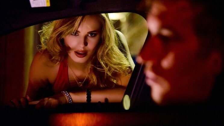 Short-Haired Jillian's Kinky Play