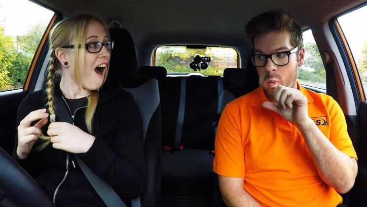 [FakeDrivingSchool] - Creampie Fun with Amateur Marketing Student - Ryan Ryder - Satine Spark