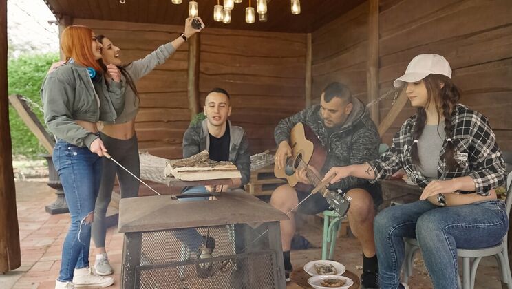 [SneakySex] - Outdoor Blowjob Party with Mina - Raul Costa - Mina Von D