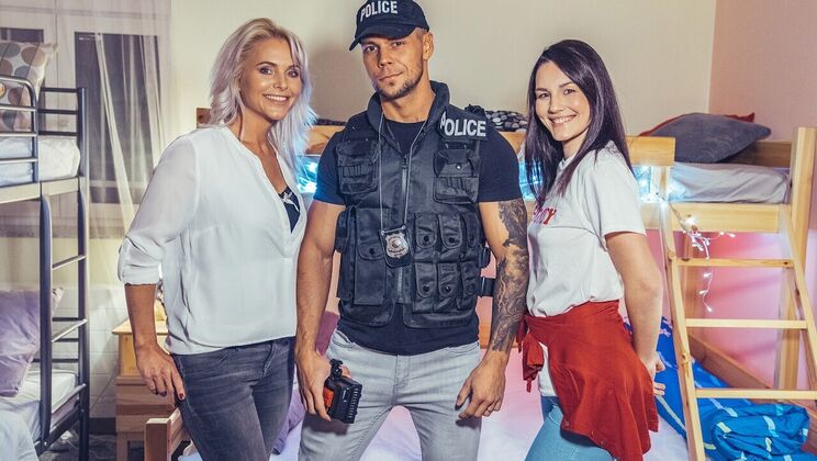 [FakeHostel] - Threesome Heat Explosion - Elena Vega - Angelo Godshack - Kathy Anderson