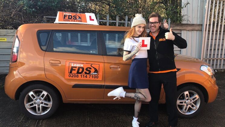 [FakeDrivingSchool] - Ryan Ryder Spanks Azura Alii's Ass While Fucking