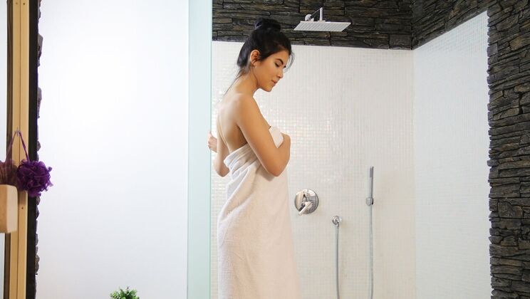 [DaneJones] - Wet and Wild Shower Sex for Lovers - Kristof Cale