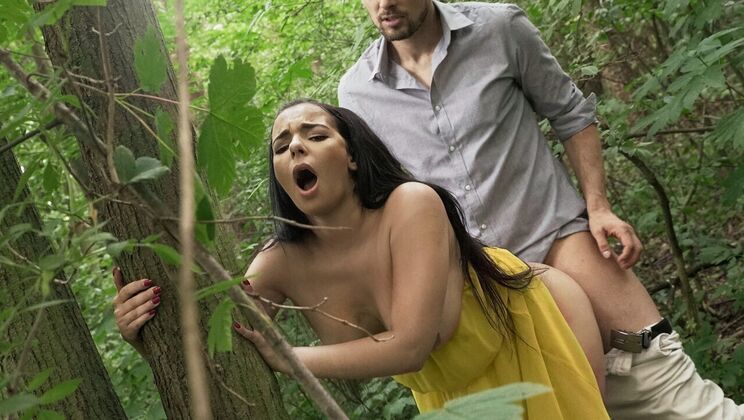 Sophia Laure's Big Tits Outdoor Fun