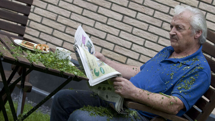 [Oldje] - Cum Swallowing, Outdoor Style - Bernice - Gustavo