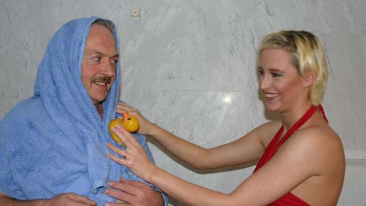 [Oldje] - Deepthroat With A Young Blonde - Gustavo - Irenne