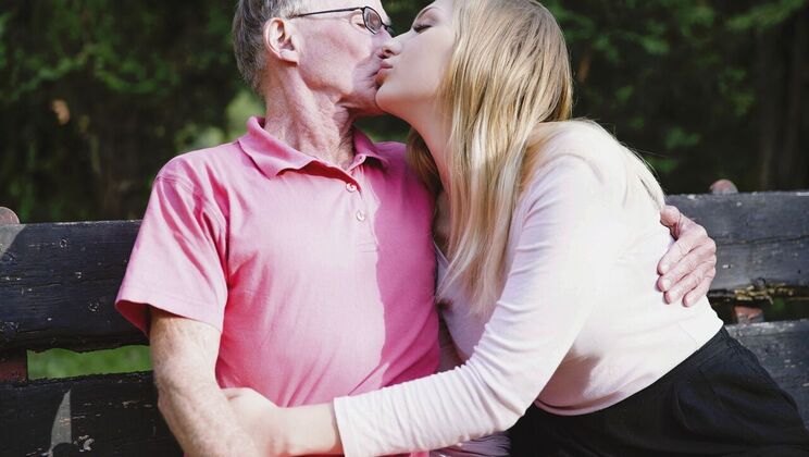 [Oldje] - Haley Hill's Sex Experience with John