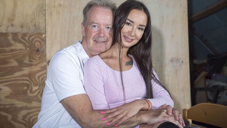 [Oldje] - Tattooed Freya Dee in Deepthroat Action - Boris - Freya Dee