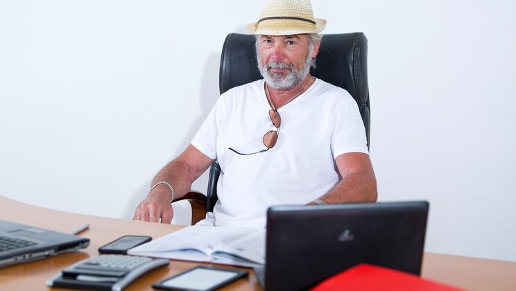 [Oldje] - Loan with a Blowjob and Facial - Monique Woods - Nico