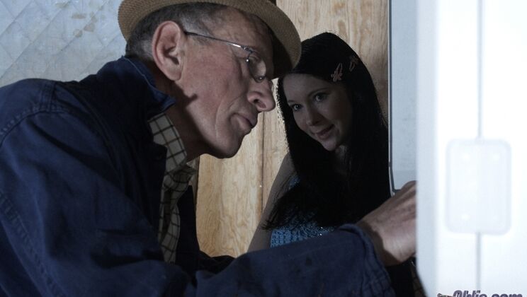 [Oldje] - Old and Young Fix It