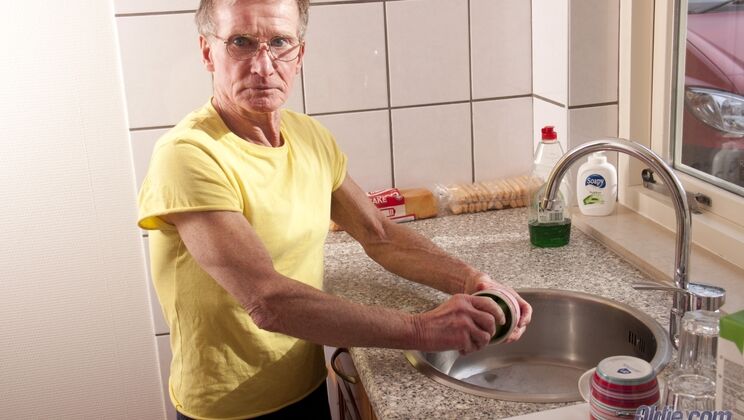 [Oldje] - The Kitchen Pussy Licking Lesbian: Denise Sky - John - Denise Sky