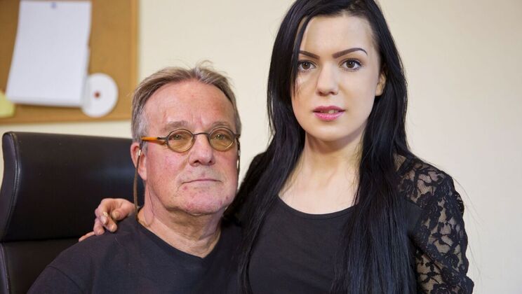 [Oldje] - Harry Fucks Luize Saint, the Easy Secretary - Harry - Luize Saint