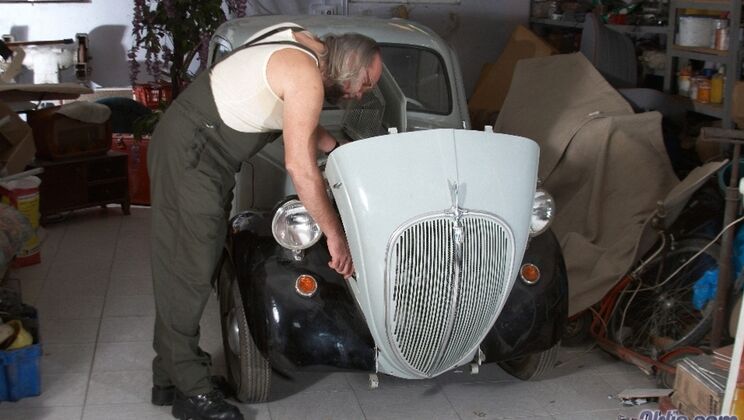 [Oldje] - Attilah and Madison Parker in Old vs Young Sex