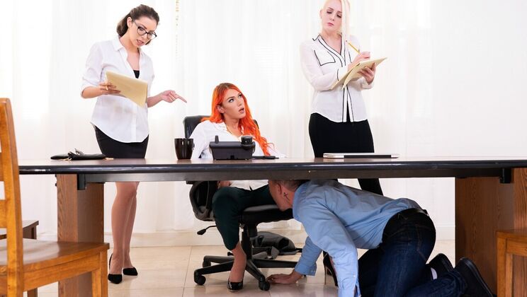 [TransAngels] - Reverse Cowgirl with a Big Titted Shemale - Aspen Brooks - Kirk Cummings